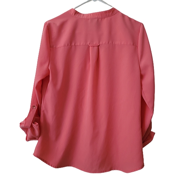 Covington M Peach Blouse - Picture 2 of 4
